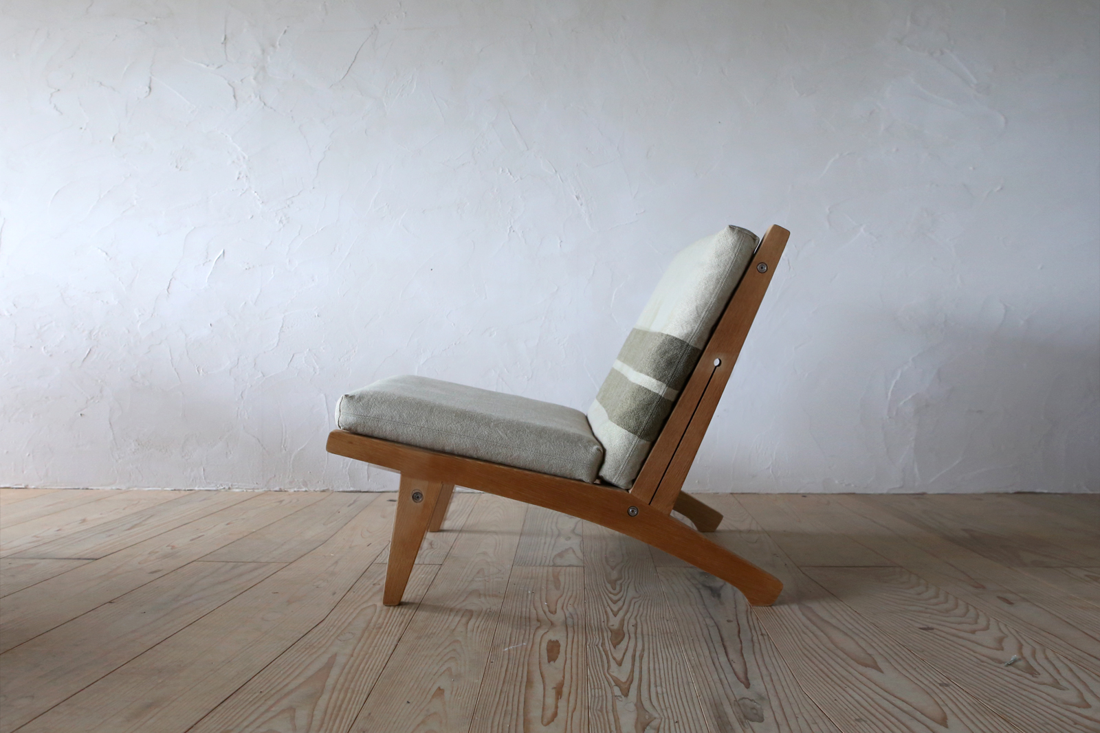 1 Seat Sofa “GE370” by Hans.J.Wegner | phono | 金沢 北欧 中古家具 