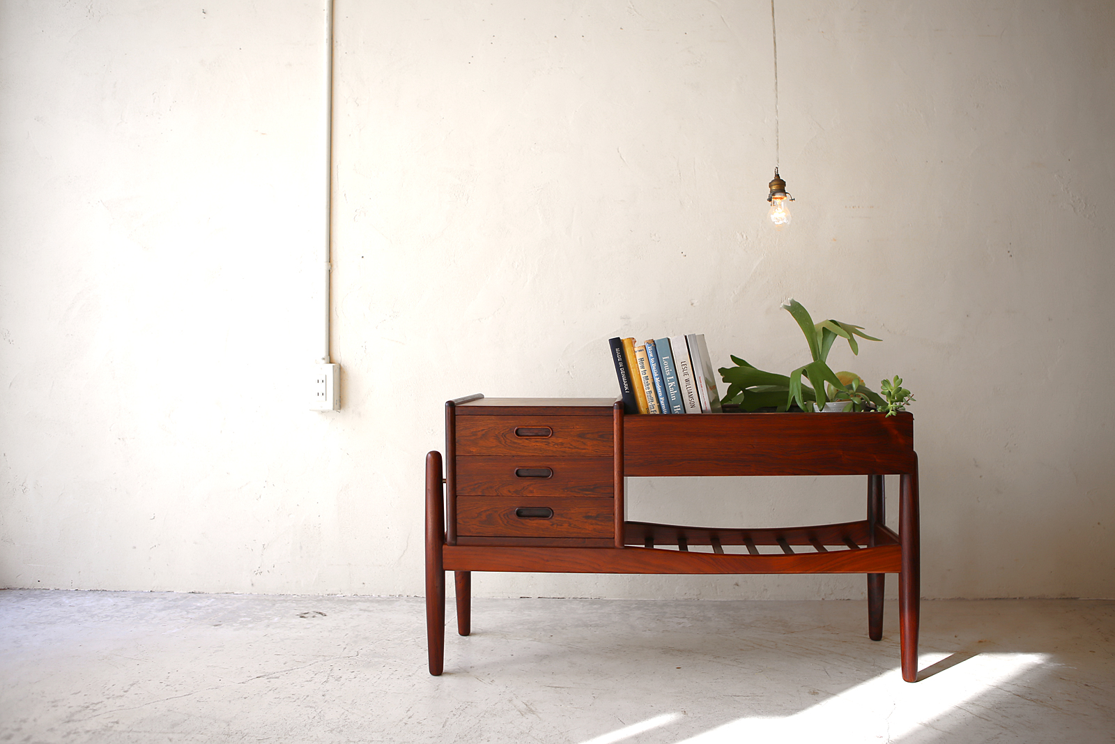 Planter Chest by Arne Wahl Iversen | phono | 金沢 北欧 中古家具 ...