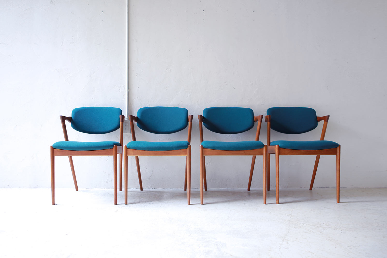 Dining Chair ” No.42 ” by Kai Kristiansen | phono | 金沢 北欧 中古