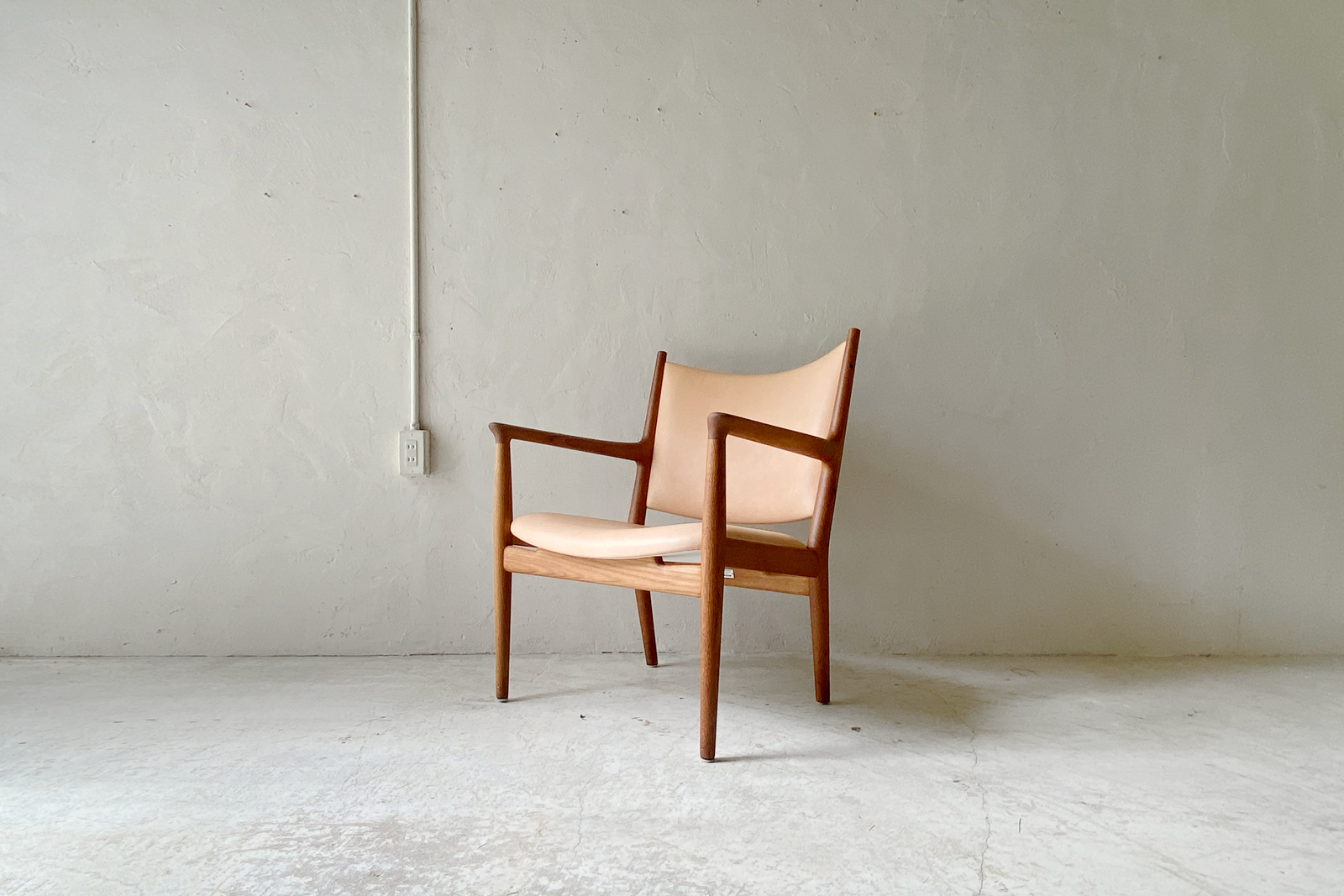 Easy Chair ” JH-713 ” by Hans.J.Wegner | phono | 金沢 北欧 中古 