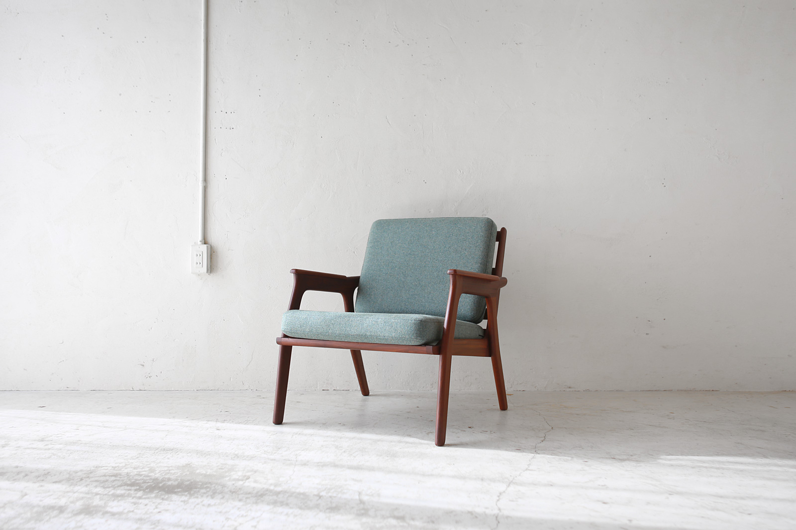 Easy Chair by Danish Design | phono | 金沢 北欧 中古家具