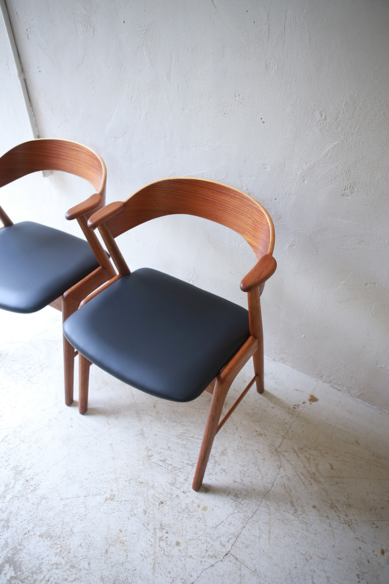 Dining Chair ” Model 32 / Nail Chair ” by Kai Kristiansen | phono 