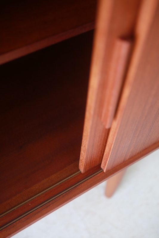 北欧ヴィンテージ家具／デンマーク製チーク材サイドボード／ローボード