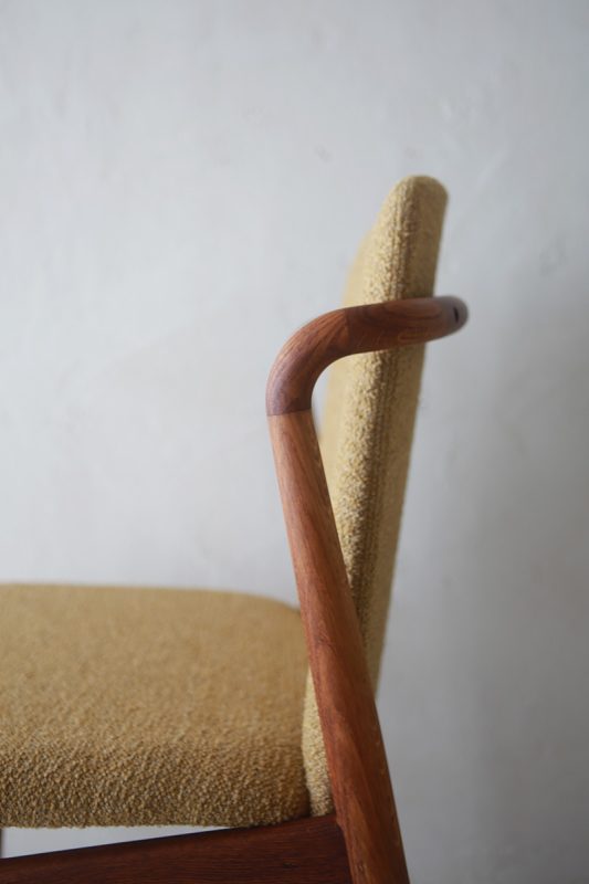 北欧ヴィンテージ家具のSlagelse社製 オーク材ダイニングチェア