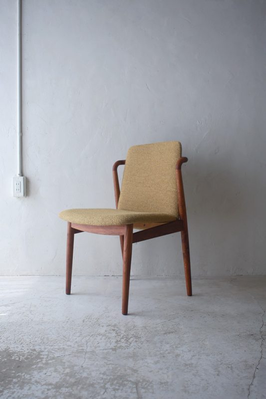 北欧ヴィンテージ家具のSlagelse社製 オーク材ダイニングチェア