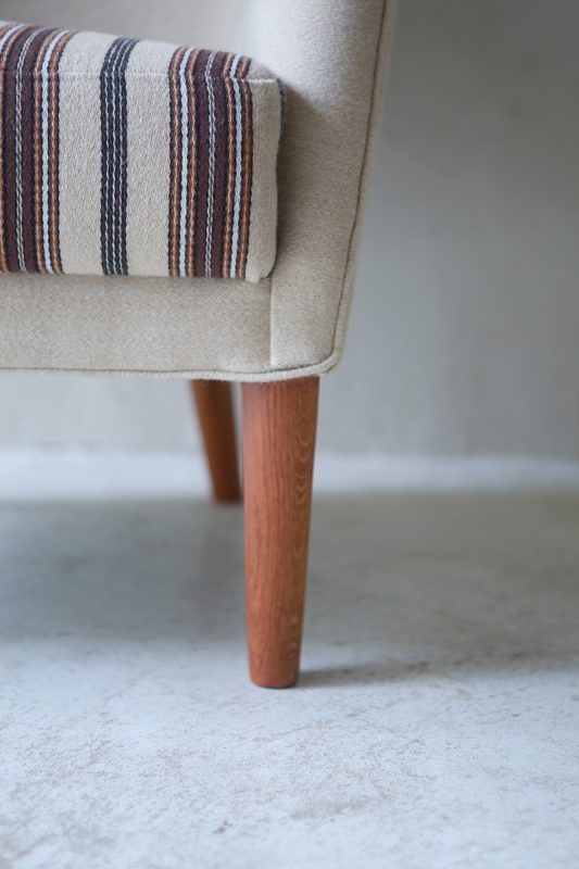 北欧ヴィンテージ家具のデンマーク製オーク材イージーチェア 1人掛けソファ