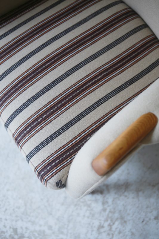 北欧ヴィンテージ家具のデンマーク製オーク材イージーチェア 1人掛けソファ