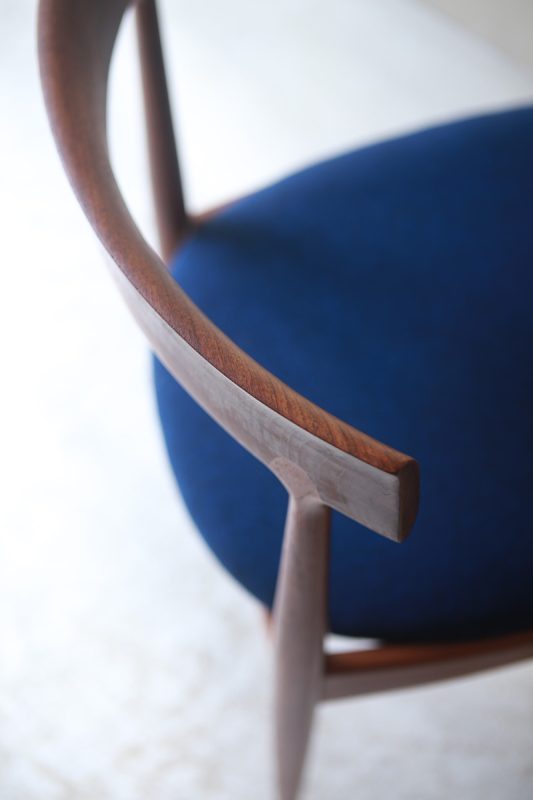 デンマーク+ヴィンテージ家具+Johannes+Andersen（ヨハネス・アンダーセン）デザインによるMoreddi社製ダイニングチェア