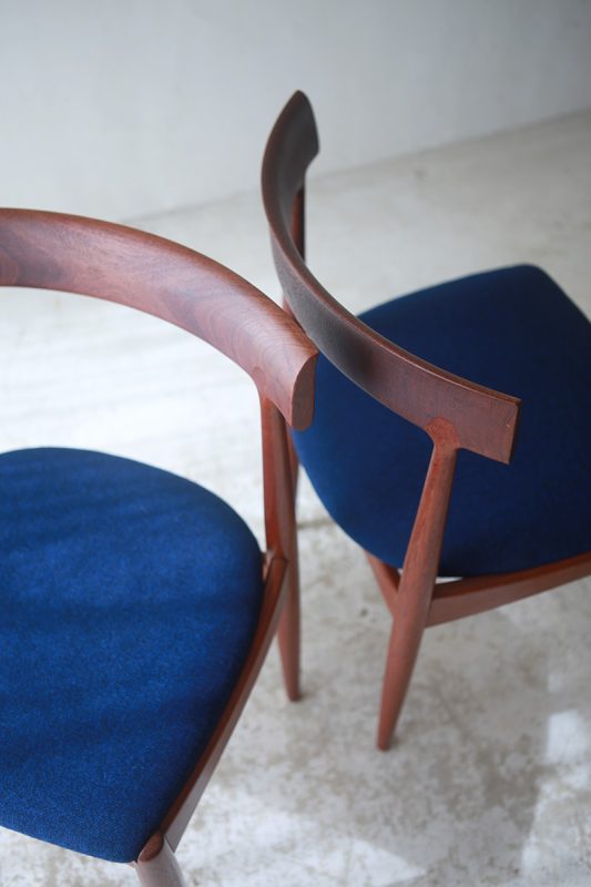 デンマーク+ヴィンテージ家具+Johannes+Andersen（ヨハネス・アンダーセン）デザインによるMoreddi社製ダイニングチェア