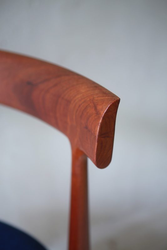 デンマーク+ヴィンテージ家具+Johannes+Andersen（ヨハネス・アンダーセン）デザインによるMoreddi社製ダイニングチェア