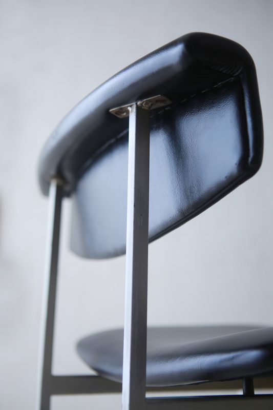 オランダ ヴィンテージ家具 Rudolf Wolf デザインによるダイニングチェア Alpha