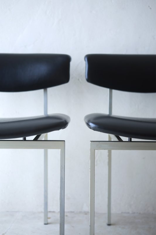 オランダ ヴィンテージ家具 Rudolf Wolf デザインによるダイニングチェア Alpha