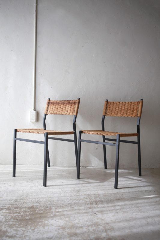 ヴィンテージ家具　オランダのMartin Visser デザインによるSpectrum 社製ダイニングチェア