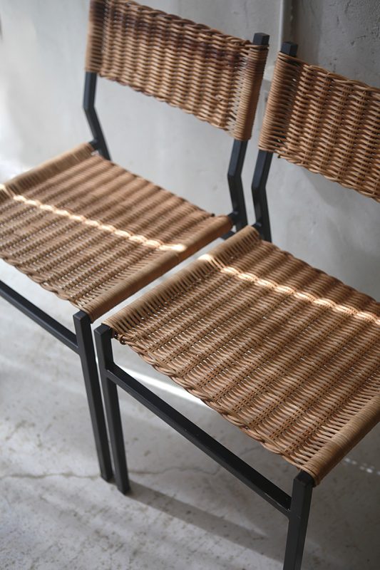 ヴィンテージ家具　オランダのMartin Visser デザインによるSpectrum 社製ダイニングチェア