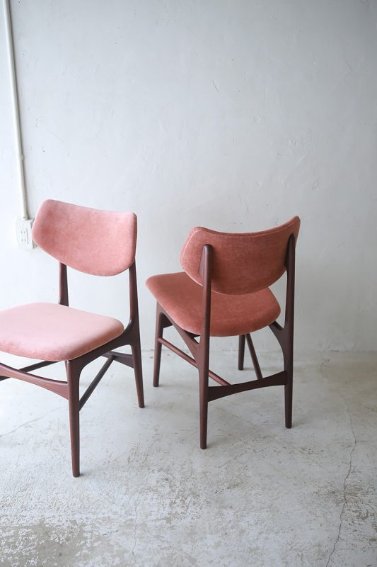 ヴィンテージ家具　オランダのlouis van teeffelen デザインによるWebe社製ダイニングチェア Hamar