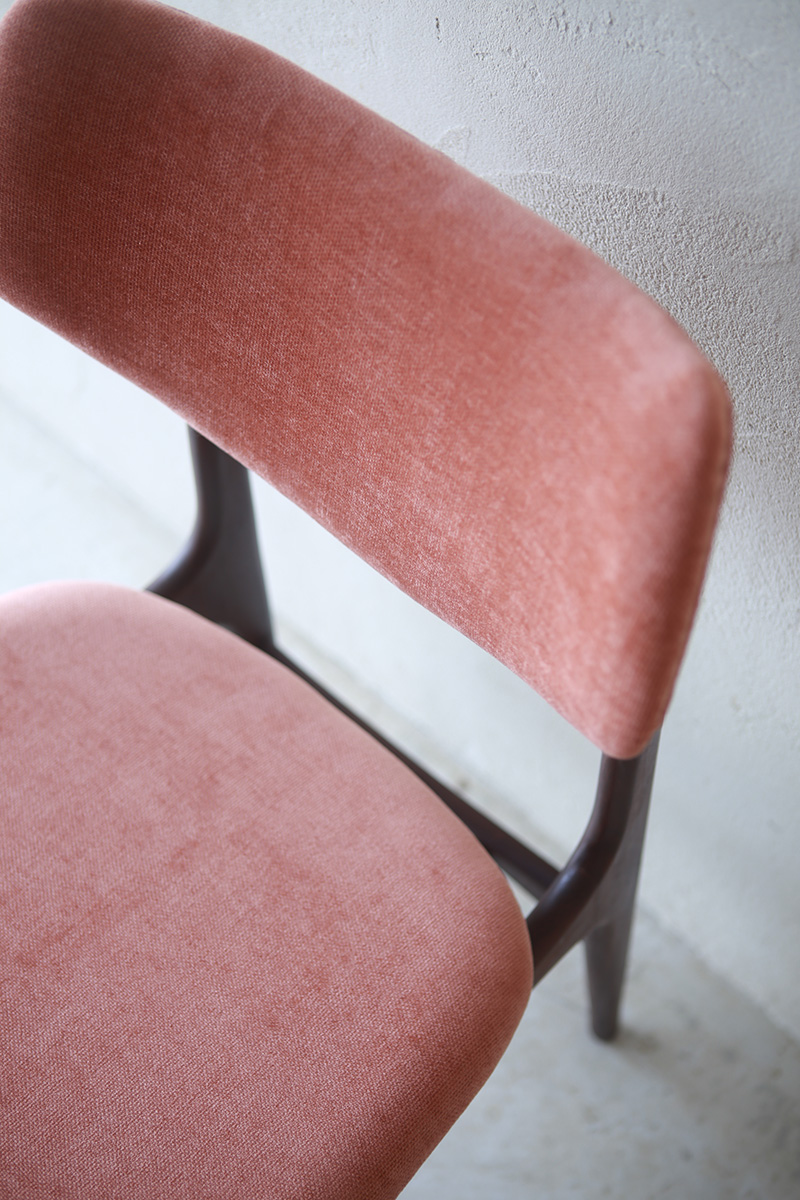 ヴィンテージ家具　オランダのlouis van teeffelen デザインによるWebe社製ダイニングチェア Hamar