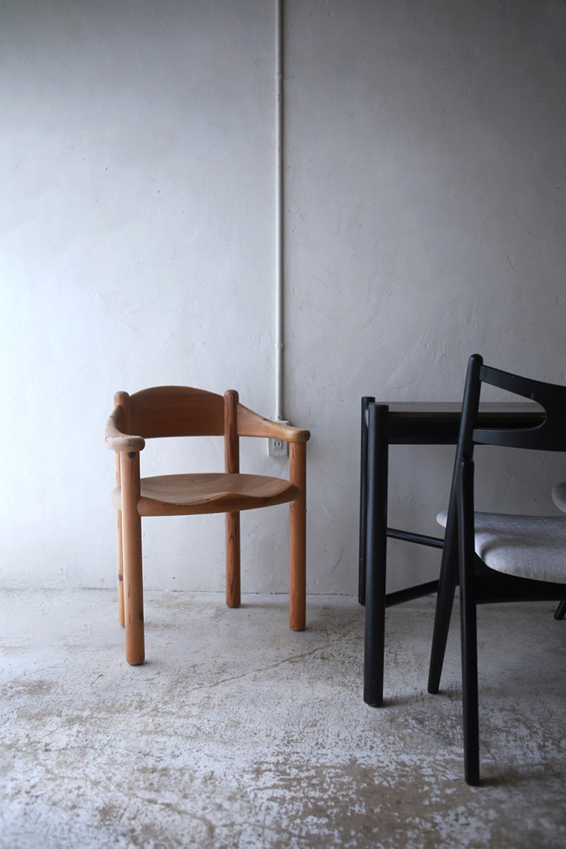 北欧ヴィンテージ家具/デンマークのデザイナー Mogens Lassen(モーエンス・ラッセン)デザインによるFritz Hansen(フリッツ・ハンセン)社製 ダイニングテーブル