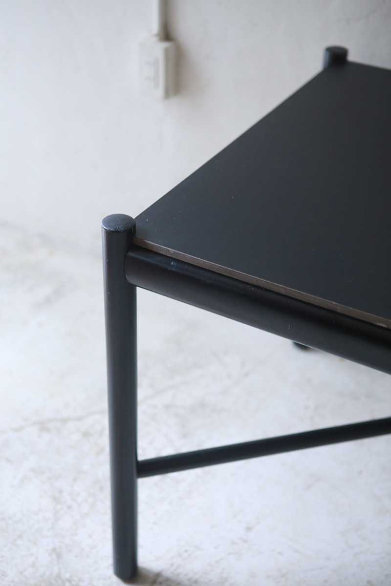 北欧ヴィンテージ家具/デンマークのデザイナー Mogens Lassen(モーエンス・ラッセン)デザインによるFritz Hansen(フリッツ・ハンセン)社製 ダイニングテーブル