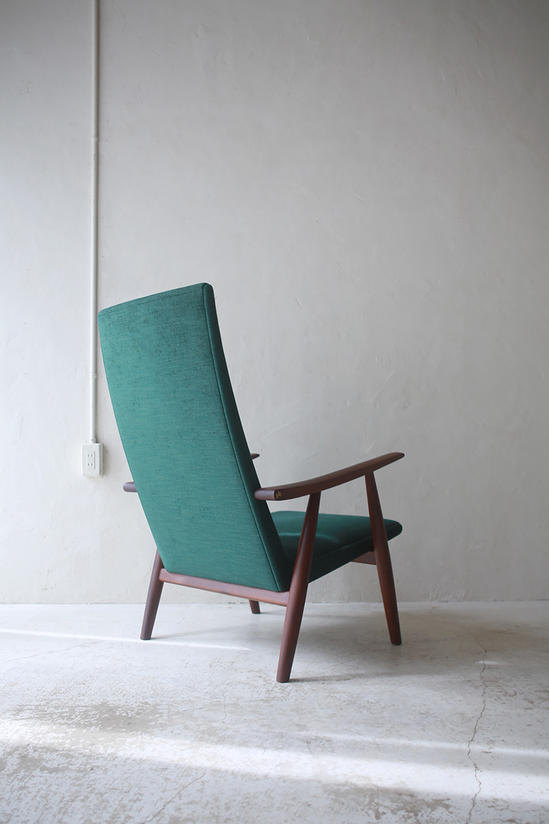 北欧ヴィンテージ家具 Hans Wegner (ハンス ウェグナー) デザインによるGETAMA社製チーク材ハイバックチェア「GE260」