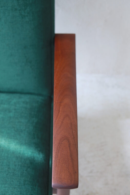 北欧ヴィンテージ家具 Hans Wegner (ハンス ウェグナー） デザインによるGETAMA社製チーク材ハイバックチェア「GE260」