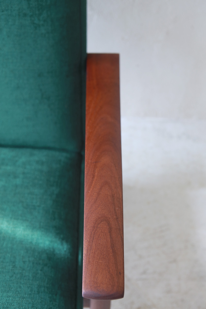 北欧ヴィンテージ家具 Hans Wegner (ハンス ウェグナー) デザインによるGETAMA社製チーク材ハイバックチェア「GE260」