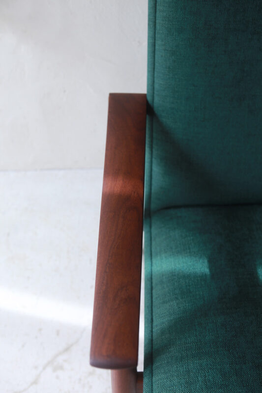 北欧ヴィンテージ家具 Hans Wegner (ハンス ウェグナー） デザインによるGETAMA社製チーク材ハイバックチェア「GE260」