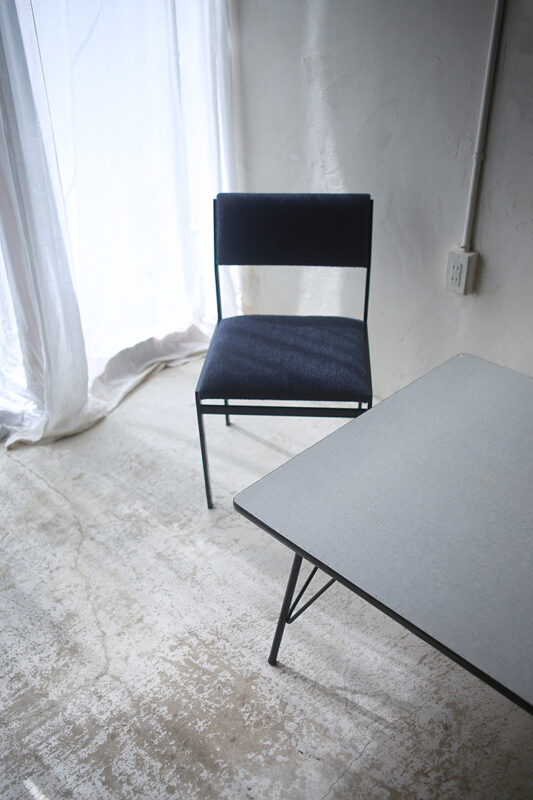 ヴィンテージ家具／オランダのデザイナー Rudolf Wolf（ルドルフ・ウォルフ ）デザインによるダイニングテーブル