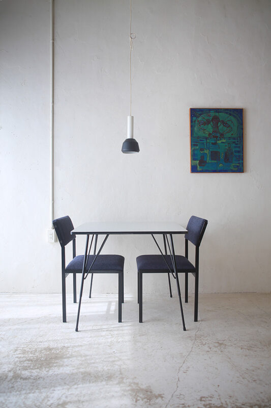 ヴィンテージ家具／オランダのデザイナー Rudolf Wolf（ルドルフ・ウォルフ ）デザインによるダイニングテーブル