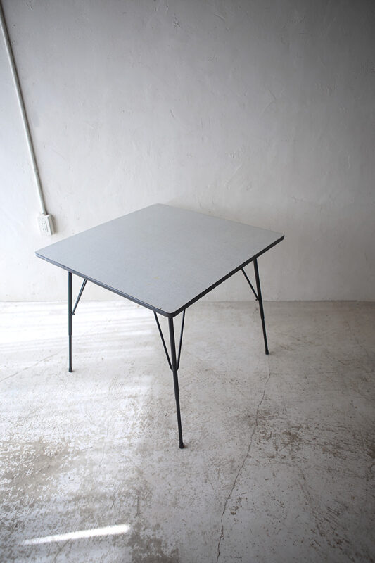 ヴィンテージ家具／オランダのデザイナー Rudolf Wolf（ルドルフ・ウォルフ ）デザインによるダイニングテーブル