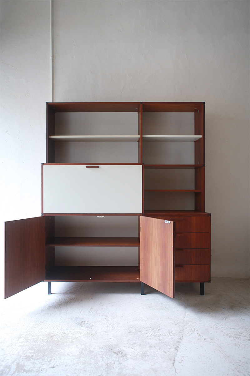 ヴィンテージ家具 オランダ 家具 Cees Braakman(ケース・ブラークマン）デザインによるPastoe社製キャビネット Made to Measure