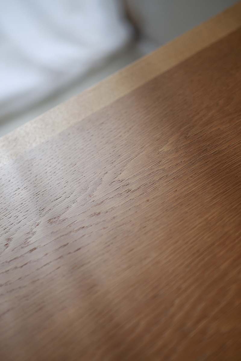 北欧ヴィンテージ家具／デンマークのデザイナーKaj Winding（カイ・ウィンディング ）デザインによるオーク材ダイニングテーブル