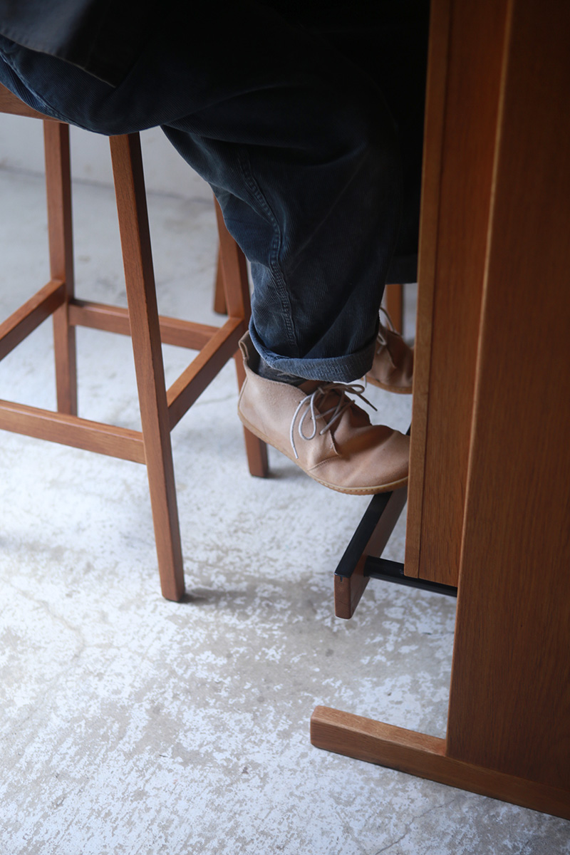 北欧ヴィンテージ家具 デンマークのNeils Erik デザインのVantinge Mobelindustri 社製 バーキャビネット